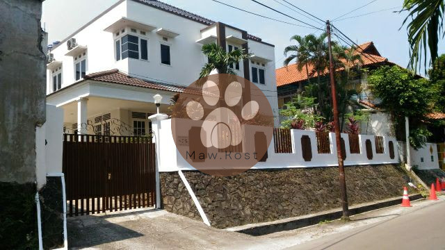 Kost Eksklusif Putri Dekat UB — Fasilitas Lengkap